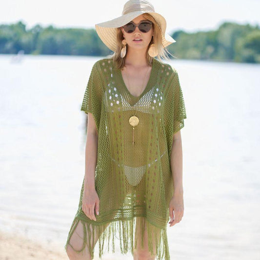 Women's beach tunic in bohemian style with fringes Ivyshape