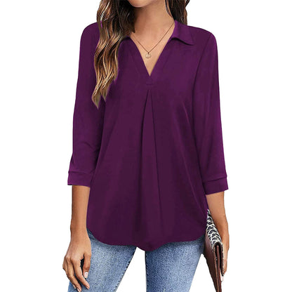 Ladies blouse with V-neck and elegant pleats Ivyshape