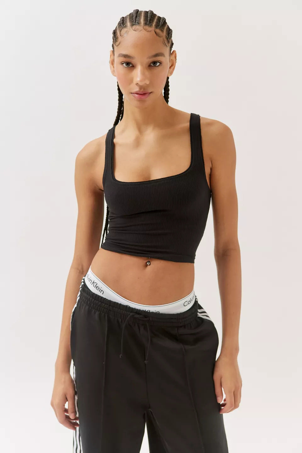 Women's body-hugging cropped top with square neckline and ribbed texture Ivyshape