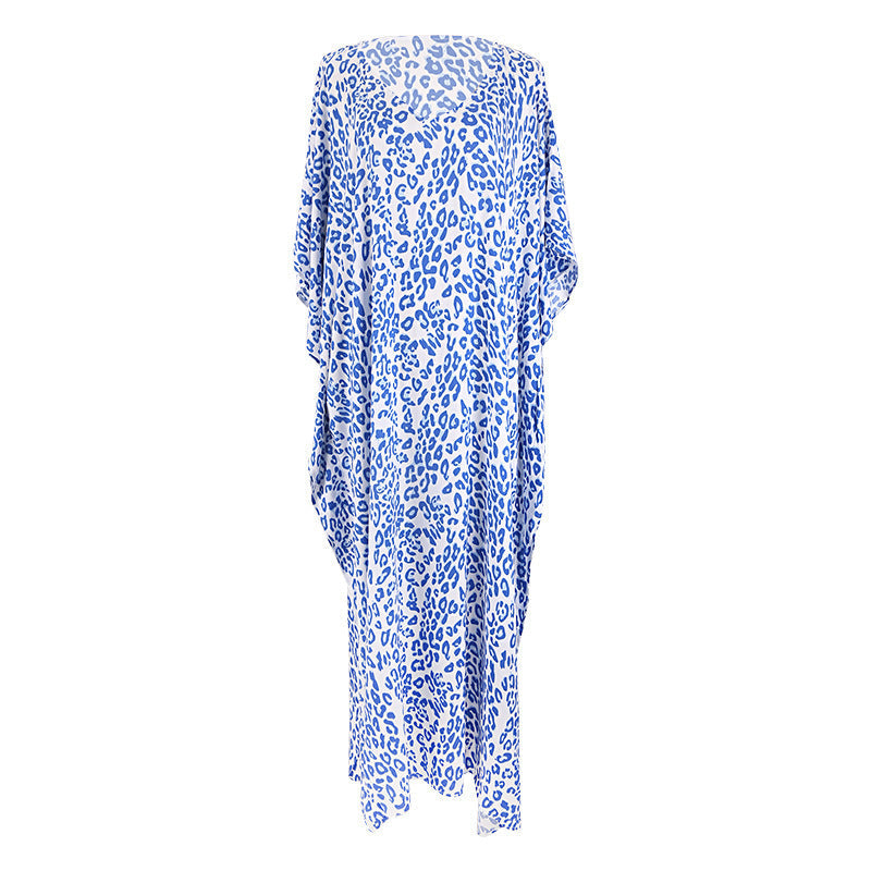Ladies long beach robe with elegant leopard pattern Ivyshape
