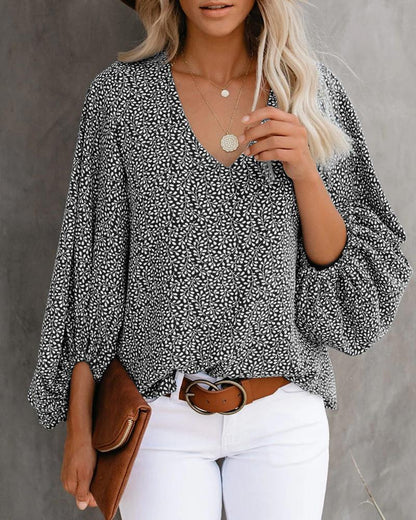 Ladies' Fashion Blouse with Voluminous Sleeves and Floral Pattern Ivyshape