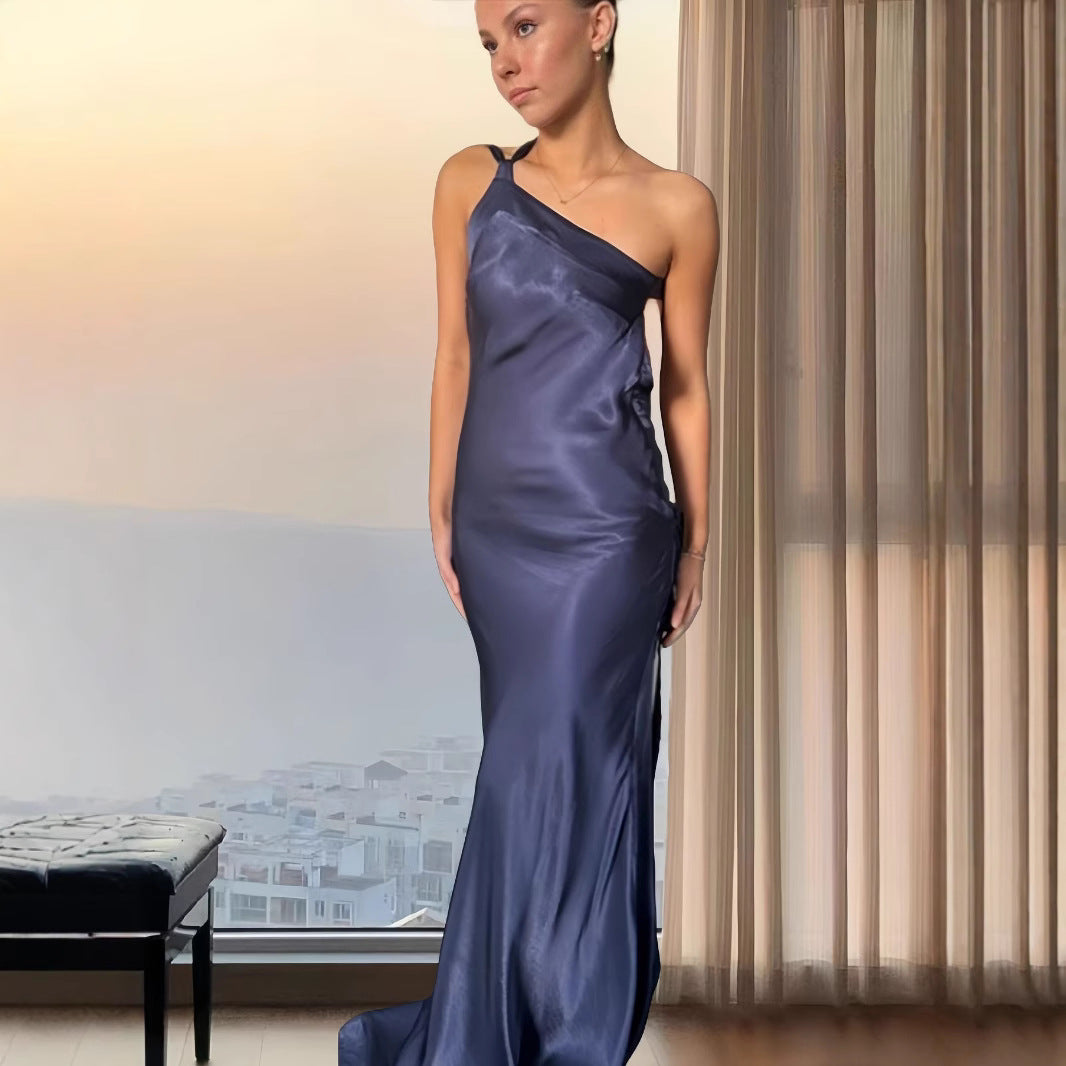 Selena - One-shoulder asymmetrical dress with side slit