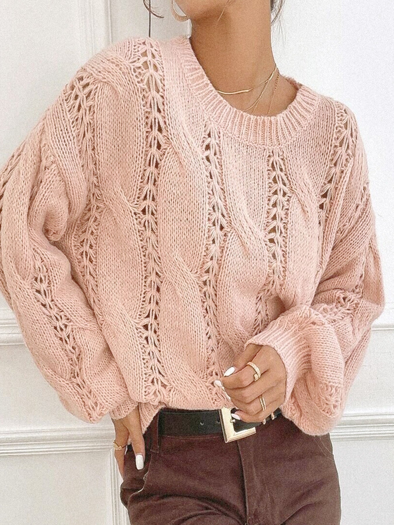 Women's knitted sweater with a loose fit Ivyshape
