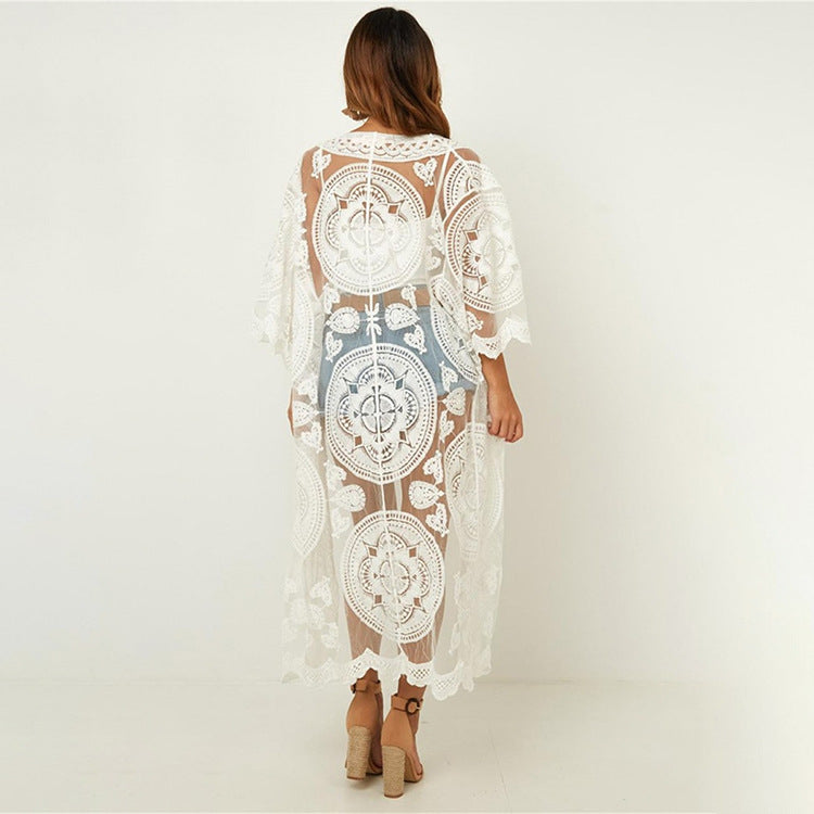 Women's crochet kimono made of fine lace with voluminous sleeves Ivyshape
