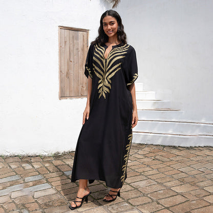 Women's elegant kaftan with artistic gold pattern Ivyshape