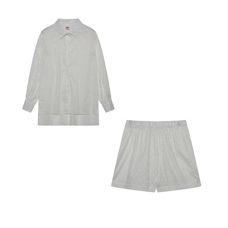 Ladies two-piece set with airy blouse and comfortable shorts Ivyshape