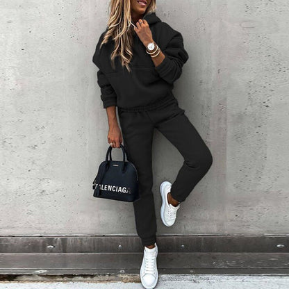 Women's comfortable sweatpants set with casual oversized top and elastic waistband Ivyshape