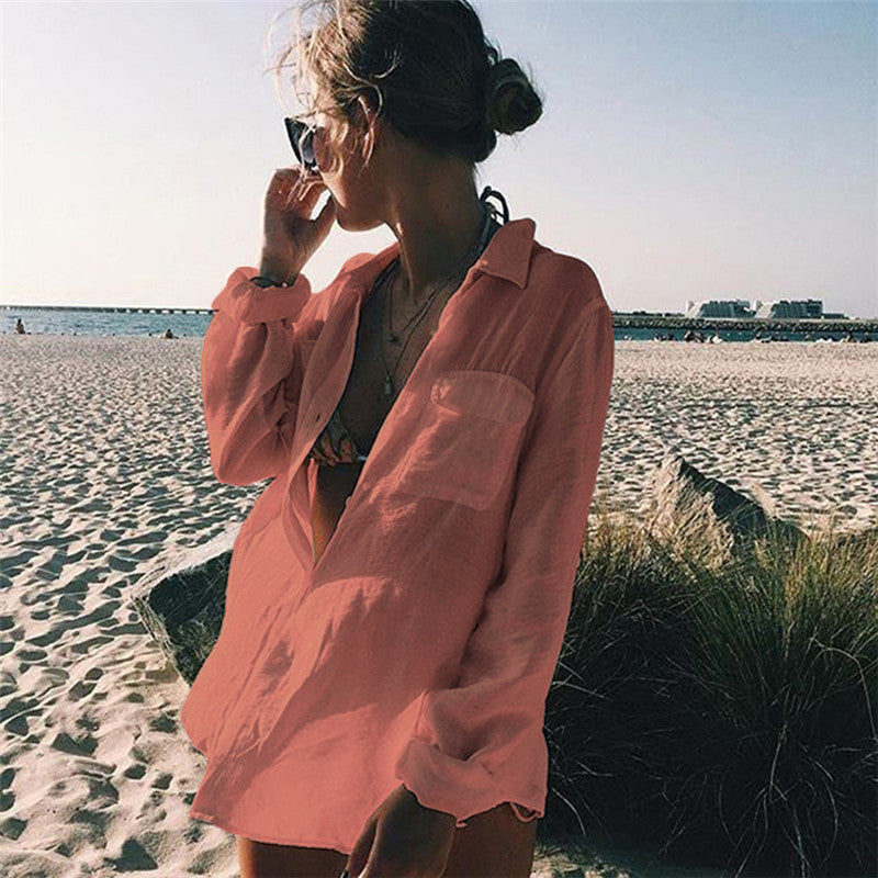 Women's casual beach blouse with patch pockets and lightweight fabric Ivyshape