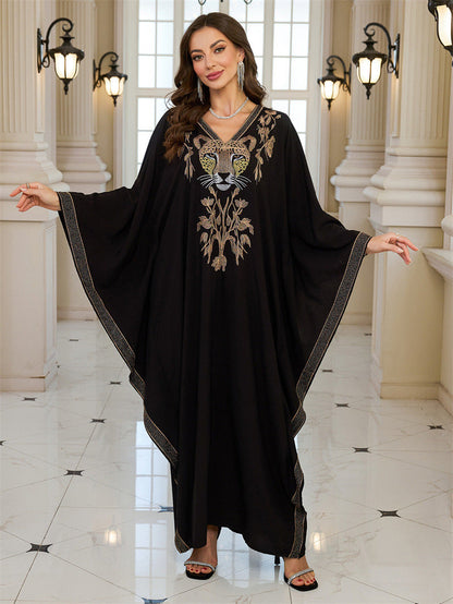 Ladies Elegant Kaftan with intricate animal embroidery and wide cut Ivyshape