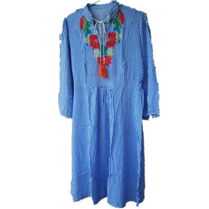 Women's summer dress with elaborate floral embroidery Ivyshape