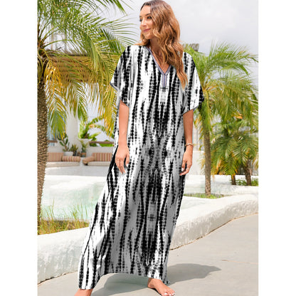 Ladies beach kaftan with unique graphic pattern Ivyshape