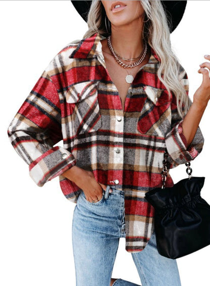 Women’s checked overshirt made of comfortable cotton blend with large patch pockets Ivyshape