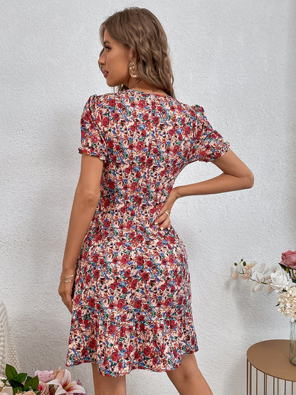 Ladies figure-hugging floral dress with ruffle details Ivyshape