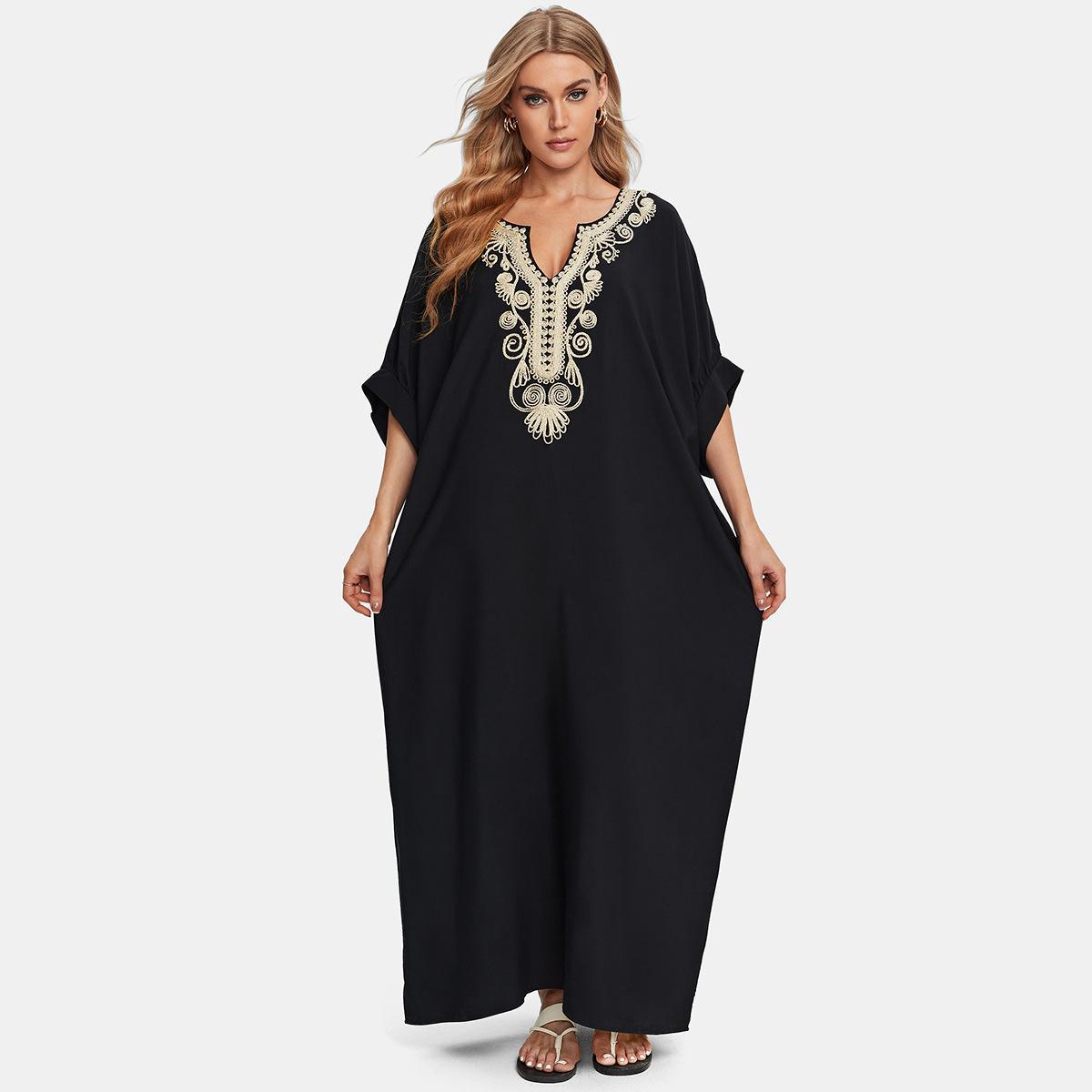 Ladies Elegant Kaftan with elaborate embroideries Ivyshape