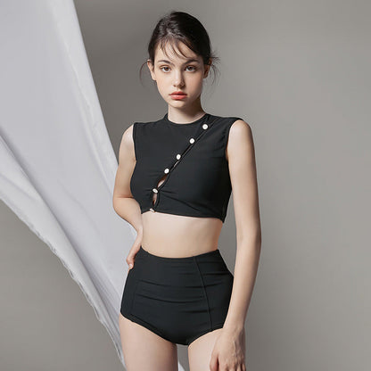 Women's Sporty Bikini Set with High-Cut Bottom and Decorative Button Detail Ivyshape