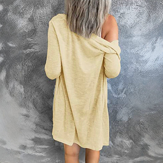 Ladies comfortable and lightweight cardigan with button placket Ivyshape
