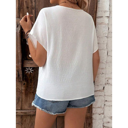 Ladies casual blouse with lace trim Ivyshape