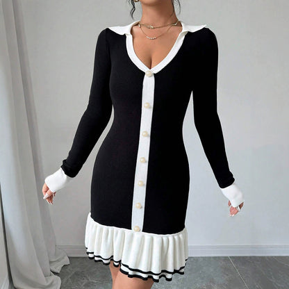 Women's knitted dress with collar and pleats Ivyshape