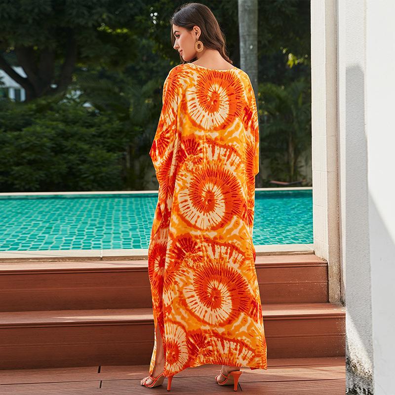 Women’s kaftan with handcrafted tie-dye pattern and elegant embroidery Ivyshape