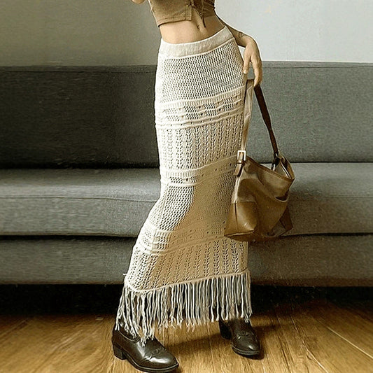 Ladies crocheted maxi skirt with fringes and airy structure Ivyshape