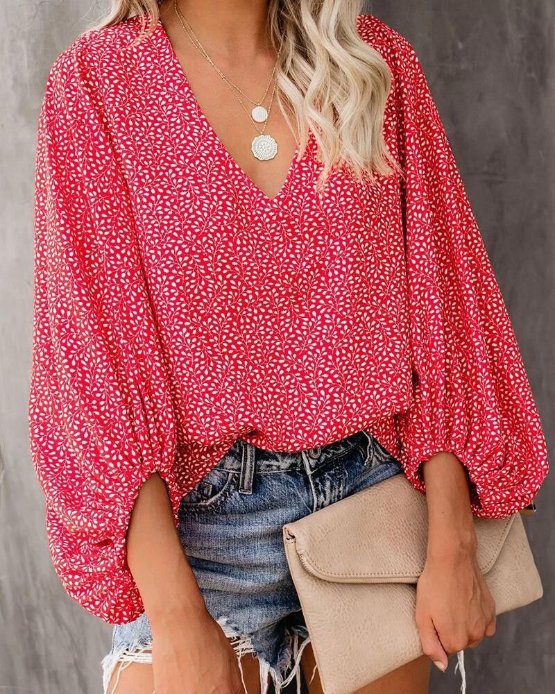Ladies' Fashion Blouse with Voluminous Sleeves and Floral Pattern Ivyshape