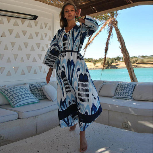 Ladies Maxi Beach Kaftan with elegant graphic pattern and side slit Ivyshape
