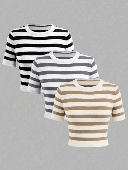 Women's short-sleeved striped shirt made of fine knit Ivyshape