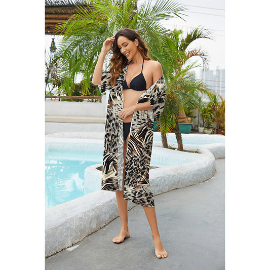 Ladies luxurious beach robe with animal pattern Ivyshape