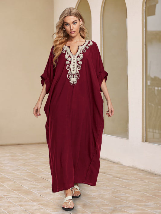 Ladies Elegant Kaftan with elaborate embroideries Ivyshape