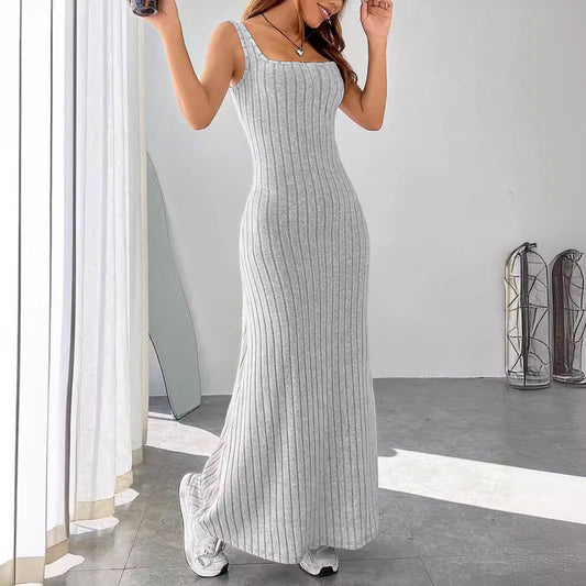Women's Long Knit Maxi Dress with Slim Fit and Round Neckline Ivyshape
