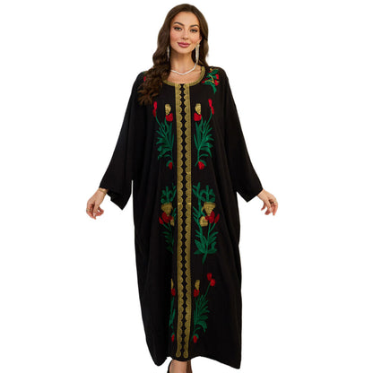 Ladies Elegant Kaftan with ornate floral embroidery Ivyshape