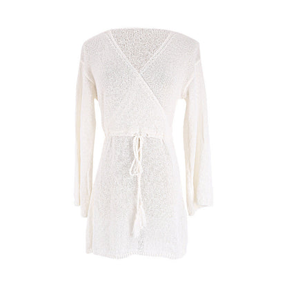 Ladies elegant beach dress with deep V-neck and long sleeves Ivyshape
