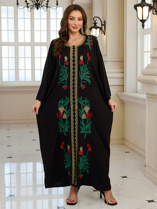 Ladies Elegant Kaftan with ornate floral embroidery Ivyshape