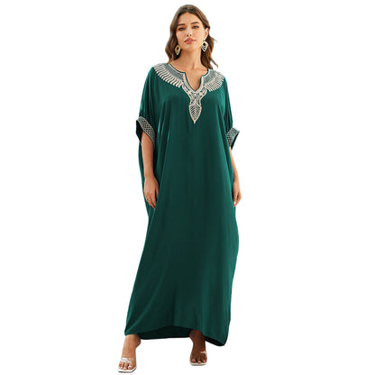 Women elegant Kaftan with artistic embroidery design Ivyshape