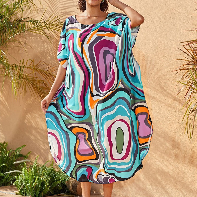 Ladies casual beach coat with artistic graphic pattern and generous cut Ivyshape