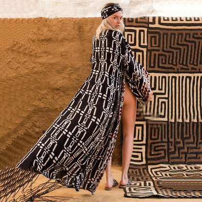Ladies Maxi Kaftan with elegant ethnic design and deep slits Ivyshape