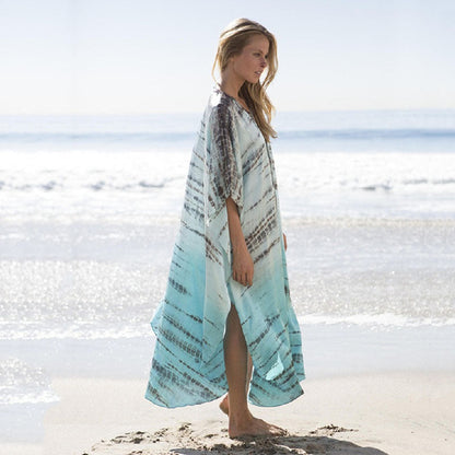 Women's airy beach kaftan with elegant wave pattern and side slit Ivyshape