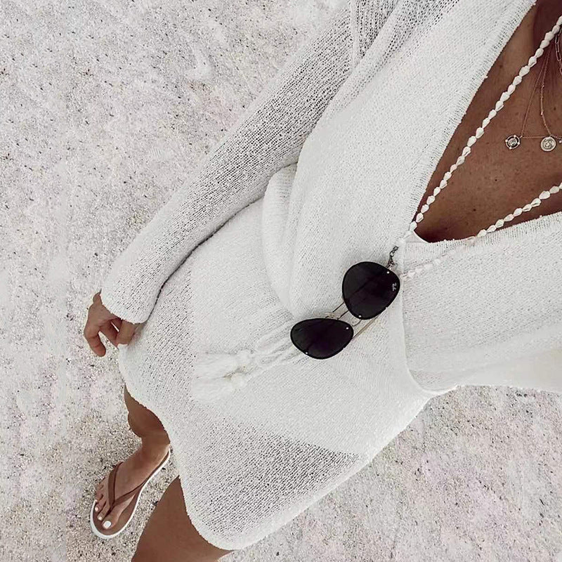 Ladies elegant beach dress with deep V-neck and long sleeves Ivyshape