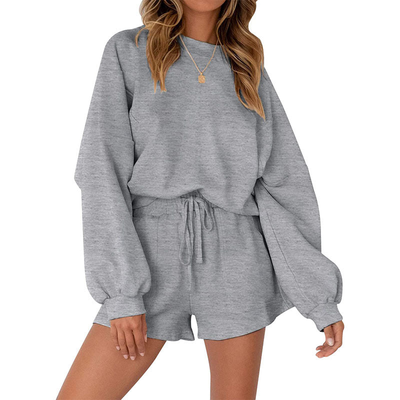Women's Casual Sports Set with Loose Sweatshirt and Shorts Ivyshape