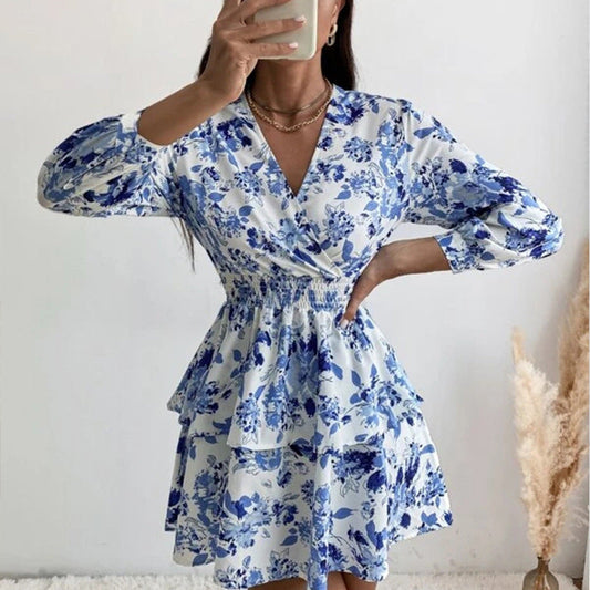 Women's wrap dress with floral pattern and ruffle details Ivyshape