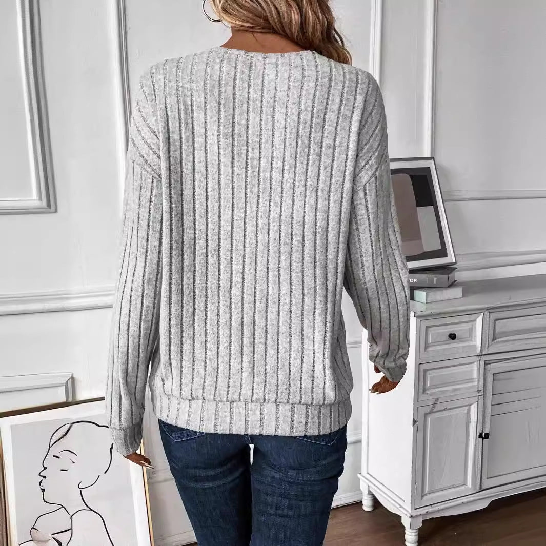 Women's knit sweater with V-neck and ribbed design Ivyshape