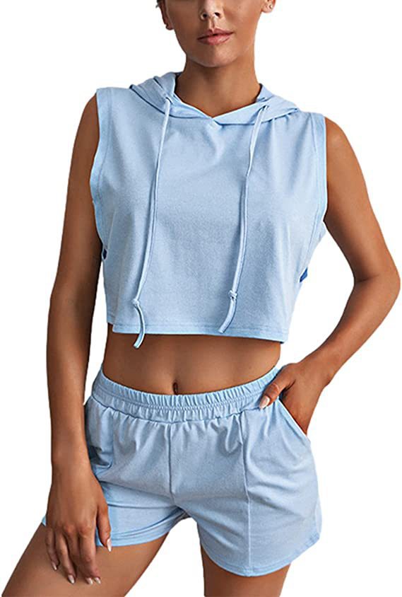 Women's sporty two-piece set with hood Ivyshape