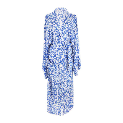 Women's elegant kaftan with animal print and wide sleeves Ivyshape