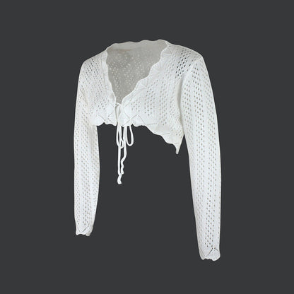 Women's cropped knitted blouse with tie closure and pierced design Ivyshape