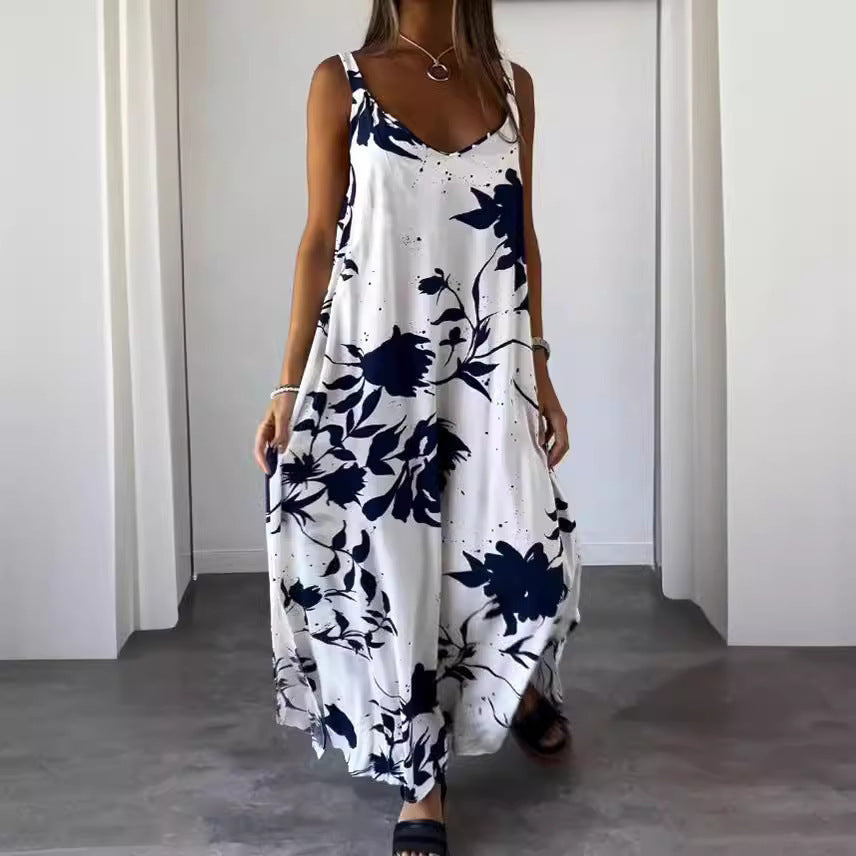 Women's maxi dress with floral patterns and flowing cut Ivyshape