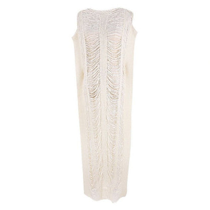 Women airy beach cover-up made of fine lace Ivyshape