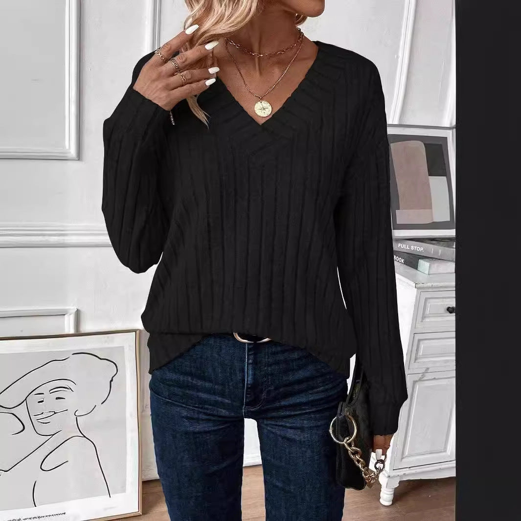 Women's knit sweater with V-neck and ribbed design Ivyshape
