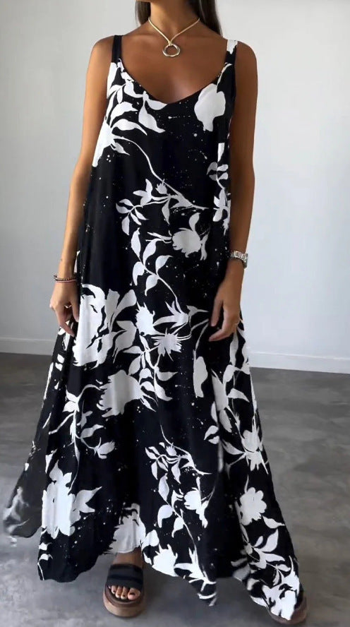 Women's maxi dress with floral patterns and flowing cut Ivyshape