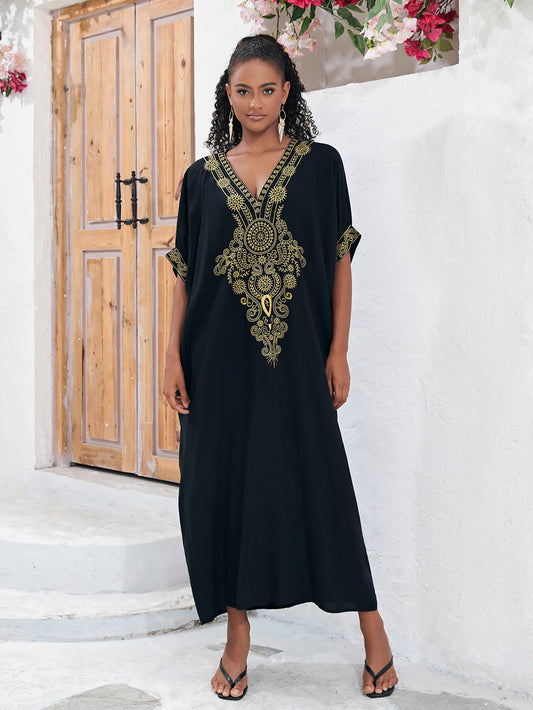 Women's maxi dress with luxurious, elaborate embroidery Ivyshape