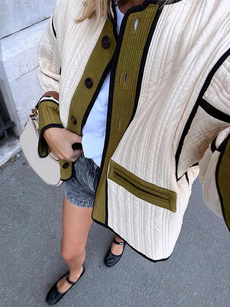 Clara | Cardigan corto lavorato a maglia con dettagli a bottoni per donna